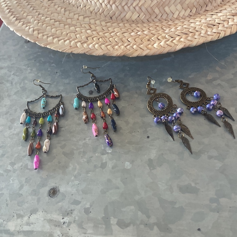 Earrings 2 pair. Chandelier bohemian style. New beautiful multi colors. Light 💕